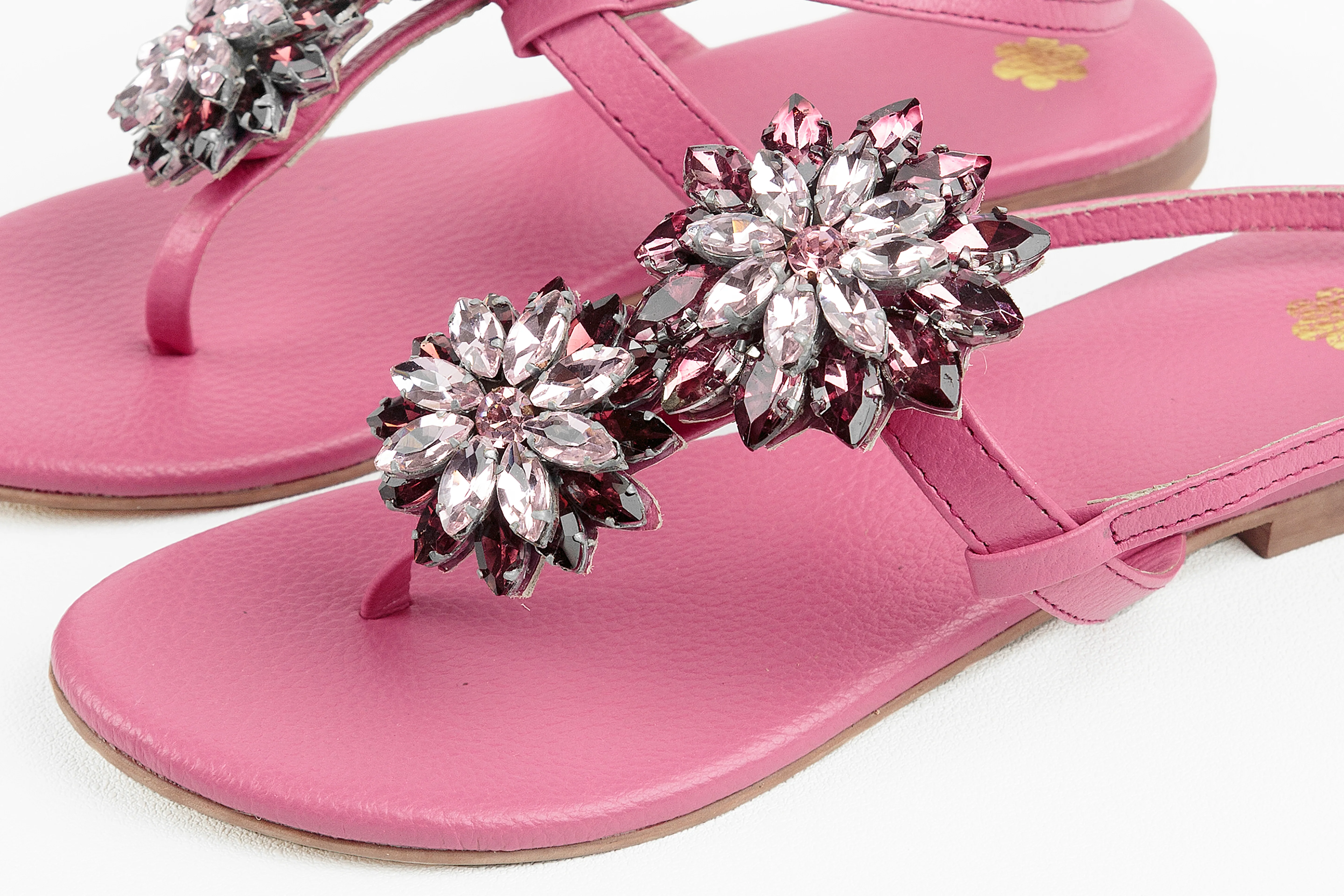 Nadiya Kassam - Avah - Fuschia - Image 7