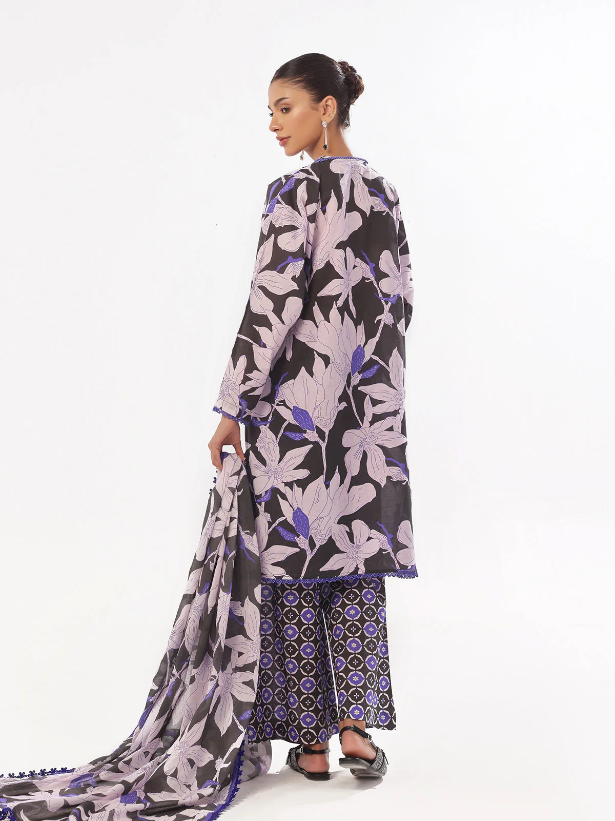 Oaks - Printed Pret & Unstitched Suit Swiss Lawn Black & Blue - 3 Piece - Image 4